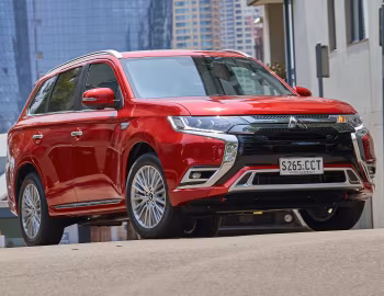 Mitsubishi Outlander PHEV [Australia] '2018–22