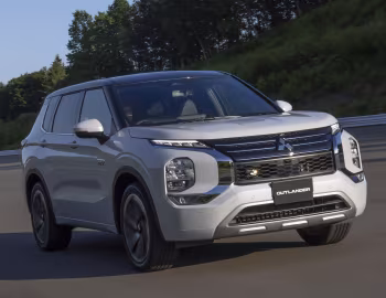 Mitsubishi Outlander PHEV [Japan] '2021–24