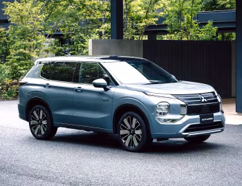 Mitsubishi Outlander PHEV [Japan] '2024–pr.