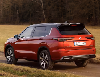 Mitsubishi Outlander PHEV [EU-spec] '2025–pr.