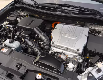 Sous la capuche 2019–22 Mitsubishi Outlander PHEV [North America] '2018–22