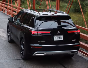 2023–25 Mitsubishi Outlander PHEV [North America] '2022–25