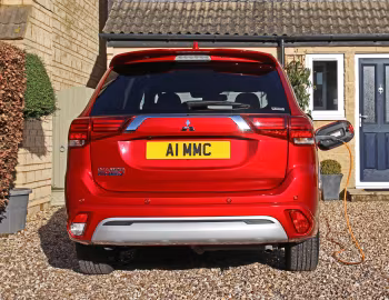 Mitsubishi Outlander PHEV [UK-spec] '2018–21