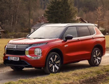 Mitsubishi Outlander PHEV [EU-spec] '2025–pr.