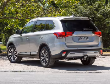 Mitsubishi Outlander PHEV [Australia] '2018–22