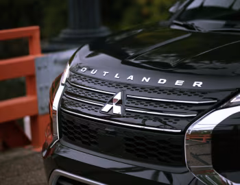 2023–25 Mitsubishi Outlander PHEV [North America] '2022–25