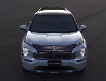 Mitsubishi Outlander PHEV [Japan] '2021–24
