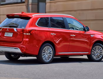 Mitsubishi Outlander PHEV [Australia] '2018–22