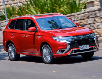 Mitsubishi Outlander PHEV [Australia] '2018–22