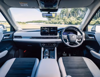 Торпедо Mitsubishi Outlander PHEV [Japan] '2024–н.в.