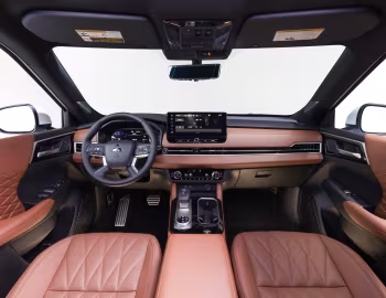 Торпедо 2025–н.в. Mitsubishi Outlander SEL [North America] '2025–н.в.
