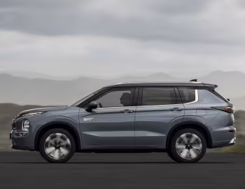 Mitsubishi Outlander PHEV [EU-spec] '2025–pr.