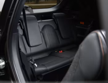 Interior 2023–25 Mitsubishi Outlander PHEV [North America] '2022–25