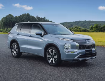 Mitsubishi Outlander PHEV [Japan] '2024–pr.