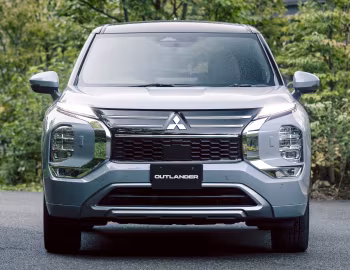 Mitsubishi Outlander PHEV [Japan] '2024–pr.
