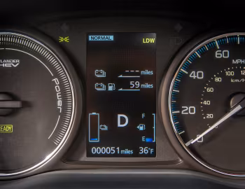 Комбінація приладів 2018 Mitsubishi Outlander PHEV [North America] '2017–18