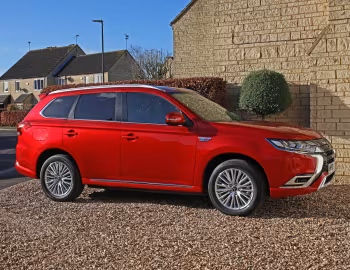Mitsubishi Outlander PHEV [UK-spec] '2018–21