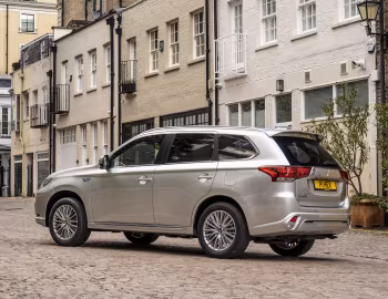 Mitsubishi Outlander PHEV [UK-spec] '2018–21