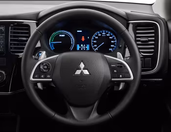 Торпедо Mitsubishi Outlander PHEV [Australia] '2014–17