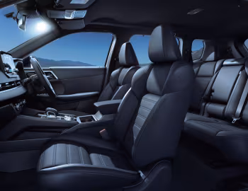 Интерьер Mitsubishi Outlander PHEV "Black Edition" [Japan] '2022–24