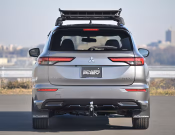 Mitsubishi Outlander PHEV "Black Edition Premium" [Japan] '01.2023