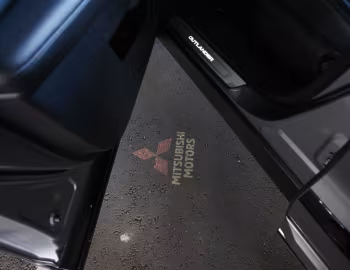 Mitsubishi Outlander PHEV "Black Edition Premium" [Japan] '01.2023
