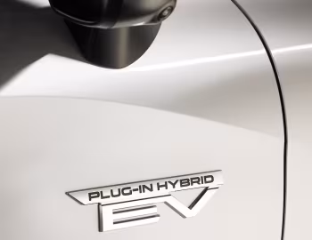 Mitsubishi Outlander PHEV Exceed Tourer [Australia] '2022–25