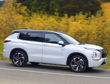 Mitsubishi Outlander PHEV Exceed Tourer [Australia] '2022–25