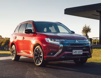Mitsubishi Outlander PHEV GSR [Australia] '2020–22