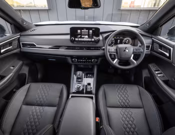 Торпедо Mitsubishi Outlander PHEV GSR [Australia] '2024–25