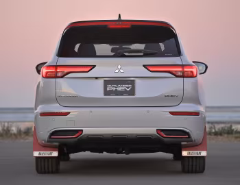 Mitsubishi Outlander PHEV Ralliart Style [Japan] '01.2022