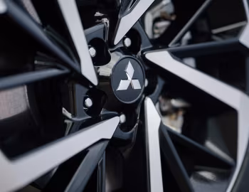 Mitsubishi Outlander PHEV Signature [Latam] '2025–pr.