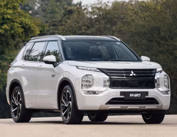 Mitsubishi Outlander PHEV Signature [Latam] '2025–pr.