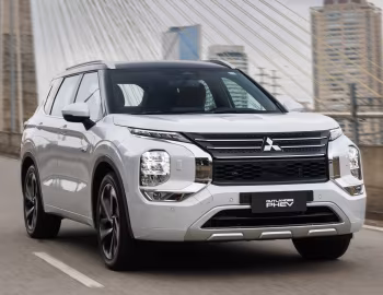 Mitsubishi Outlander PHEV Signature [Latam] '2025–pr.