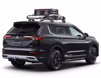 Mitsubishi Outlander PHEV Wild Adventure Style [Japan] '01.2022