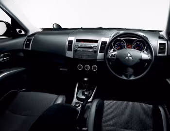 Торпедо Mitsubishi Outlander Roadest '05.2008–12.2009