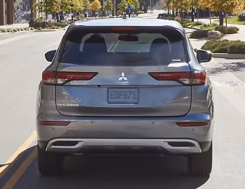 2022–24 Mitsubishi Outlander SE [North America] '2021–24