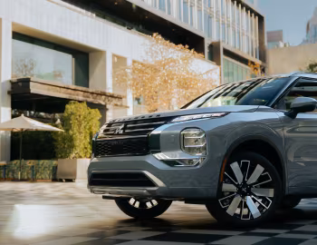 2025–pr. Mitsubishi Outlander SEL [North America] '2025–pr.