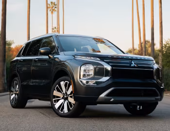 2025–pr. Mitsubishi Outlander SEL [North America] '2025–pr.