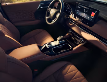 Interior 2025–pr. Mitsubishi Outlander SEL [North America] '2025–pr.