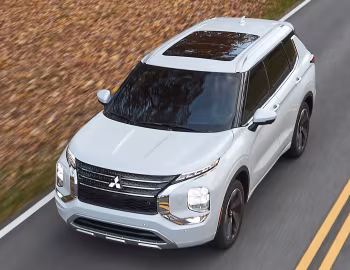 2022–24 Mitsubishi Outlander SEL [North America] '2021–24