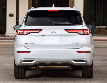 2022–24 Mitsubishi Outlander SEL [North America] '2021–24