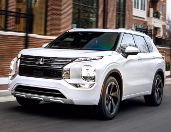2022–24 Mitsubishi Outlander SEL [North America] '2021–24