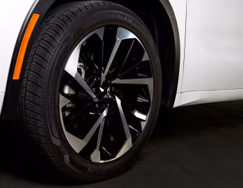 2022–24 Mitsubishi Outlander SEL [North America] '2021–24