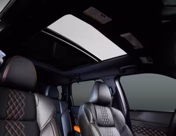 Interior 2022–24 Mitsubishi Outlander SEL [North America] '2021–24