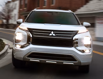 2022–24 Mitsubishi Outlander SEL [North America] '2021–24