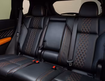 Interior 2022–24 Mitsubishi Outlander SEL [North America] '2021–24