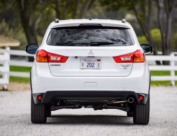 2016–17 Mitsubishi Outlander Sport SEL [US-spec] '2015–17