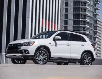 2018–19 Mitsubishi Outlander Sport SEL [US-spec] '2017–19