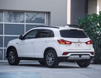 2018–19 Mitsubishi Outlander Sport SEL [US-spec] '2017–19